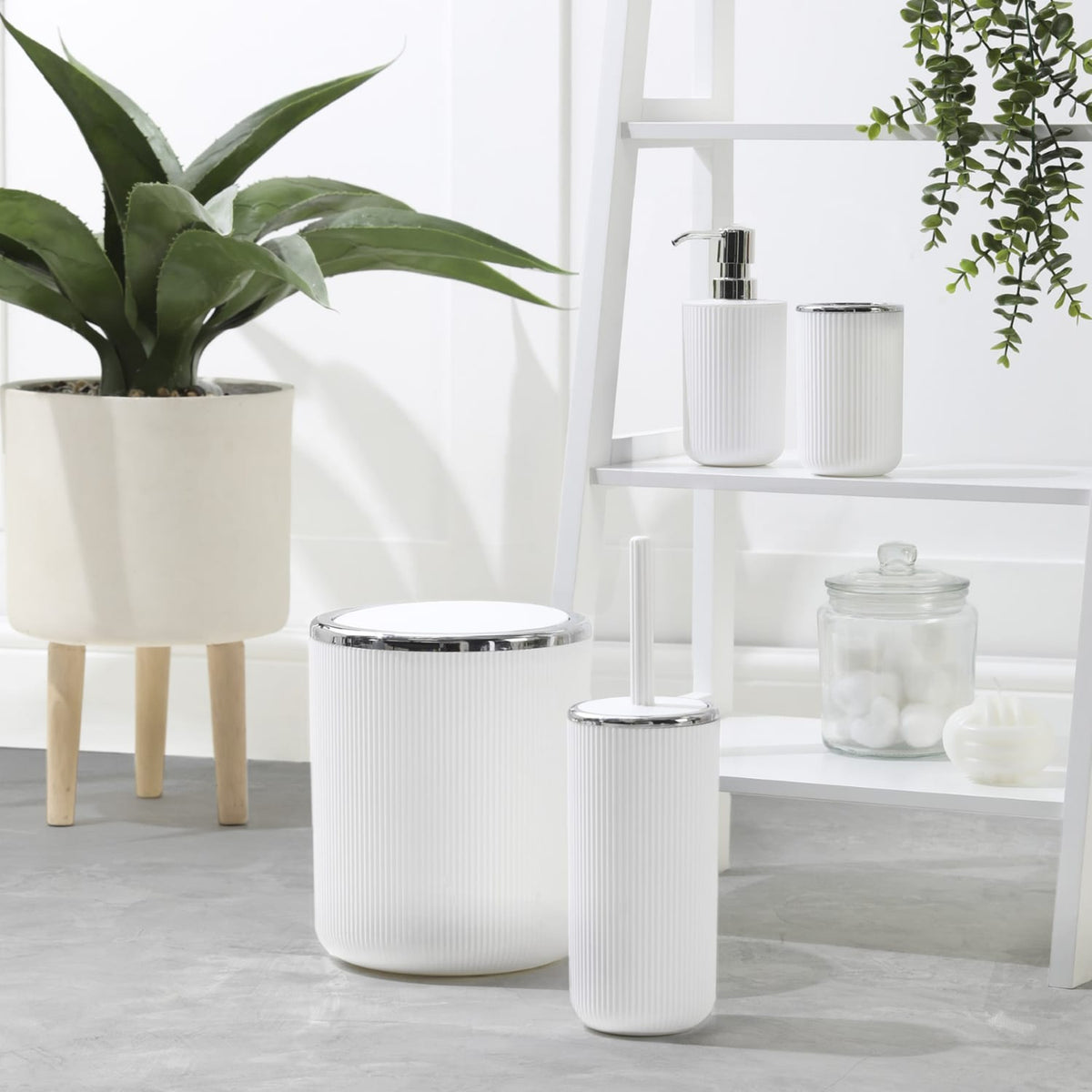 Home Collections 4 Piece Bathroom Set, product image 2